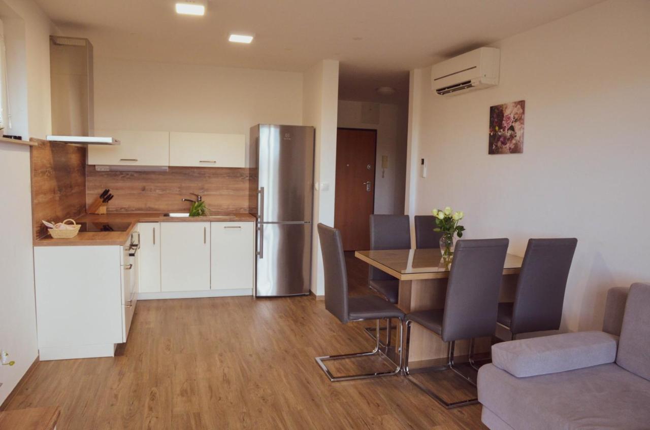 Apartmaji Aida مورفسكه تيبليتسه المظهر الخارجي الصورة