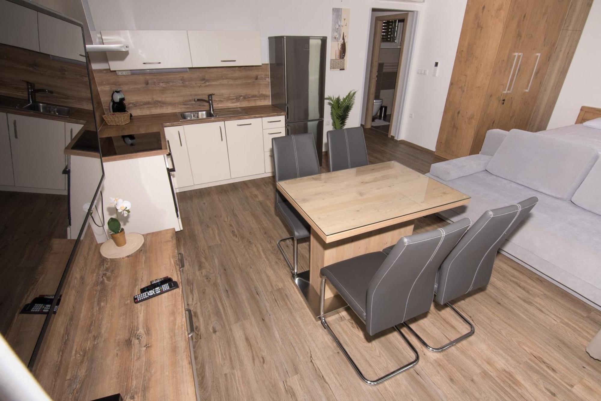 Apartmaji Aida مورفسكه تيبليتسه المظهر الخارجي الصورة