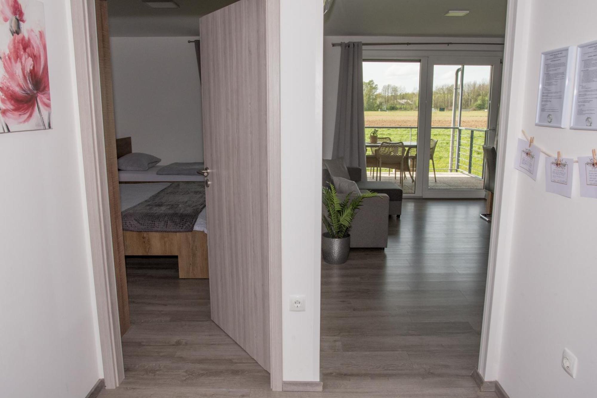 Apartmaji Aida مورفسكه تيبليتسه المظهر الخارجي الصورة