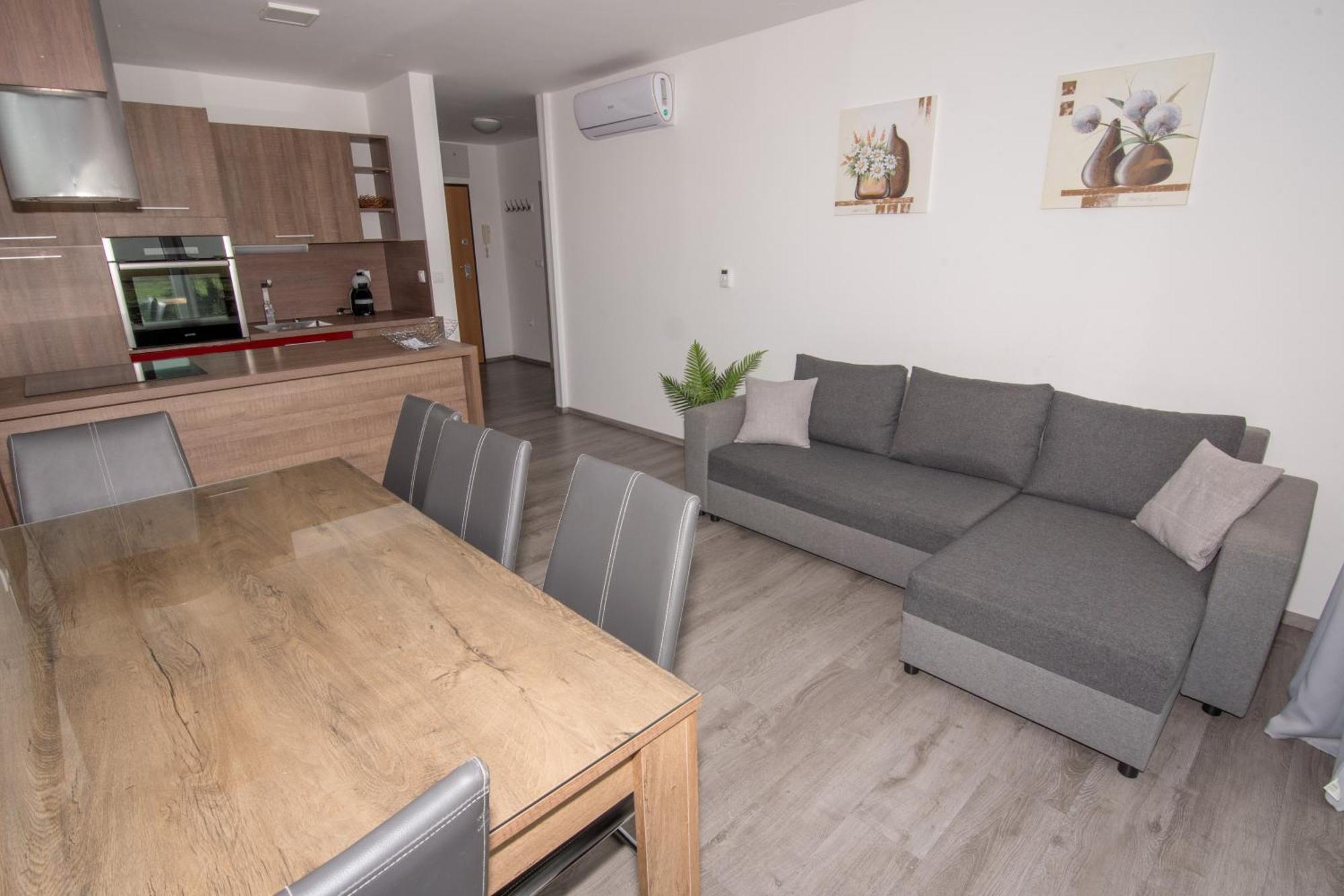 Apartmaji Aida مورفسكه تيبليتسه المظهر الخارجي الصورة